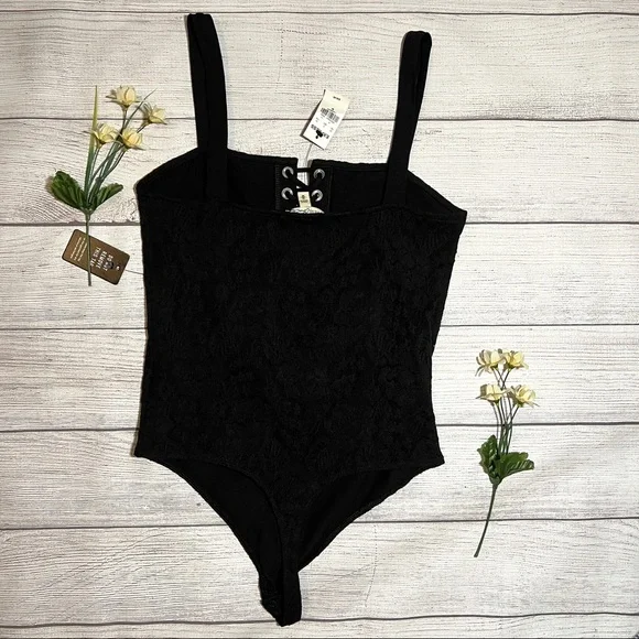 EXPRESS Black Lace-Up Bodysuit - Picture 8 of 15